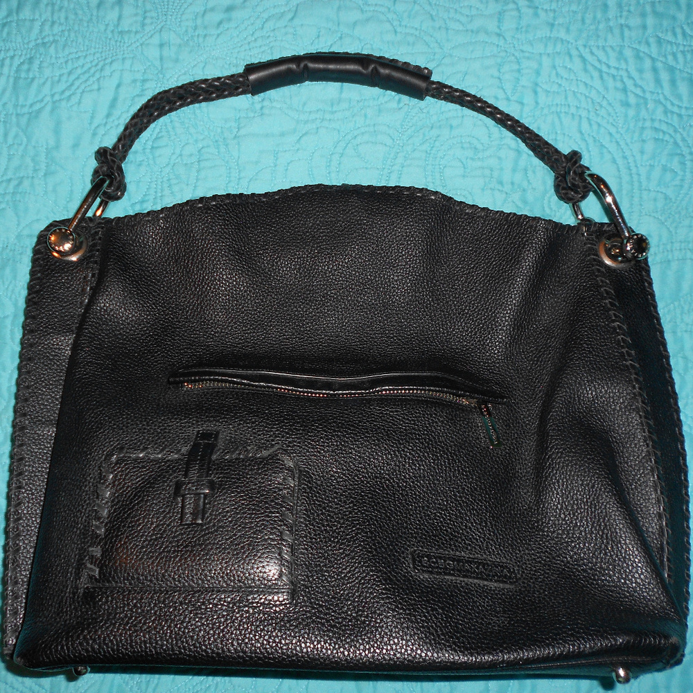BCBGMAXAZRIA BAGS IN VERY GOOD CONDITION ( large )